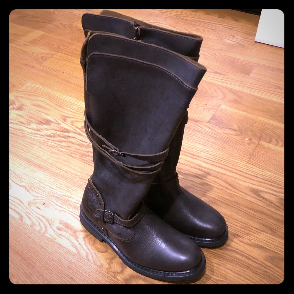 Unworn Harley Davidson Boots
